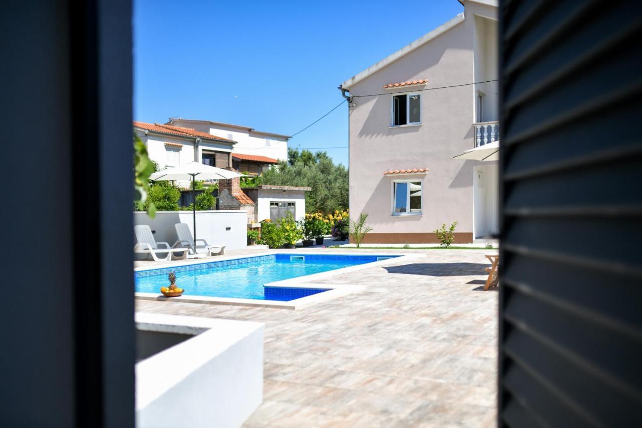 Pool House Luka Apartment Задар Екстериор снимка