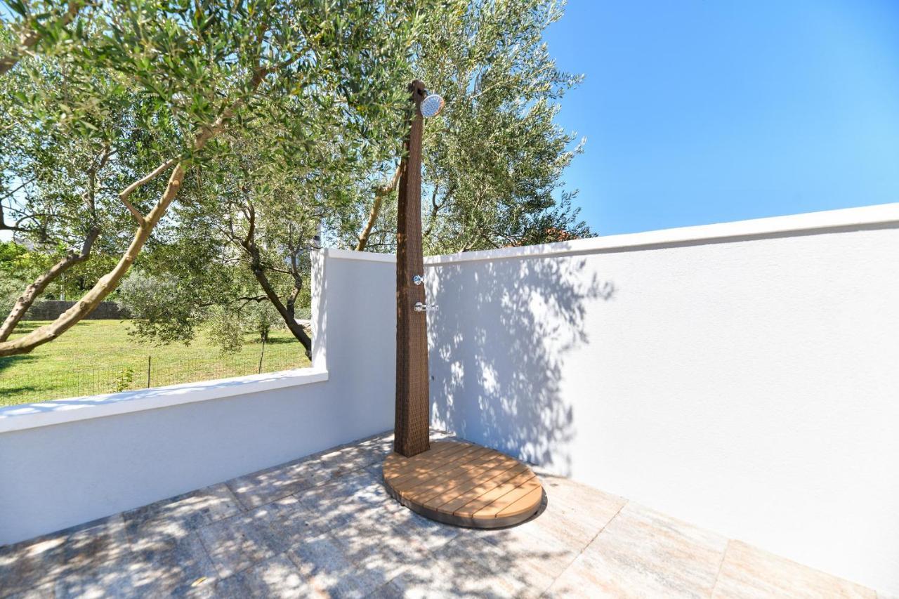 Pool House Luka Apartment Задар Екстериор снимка