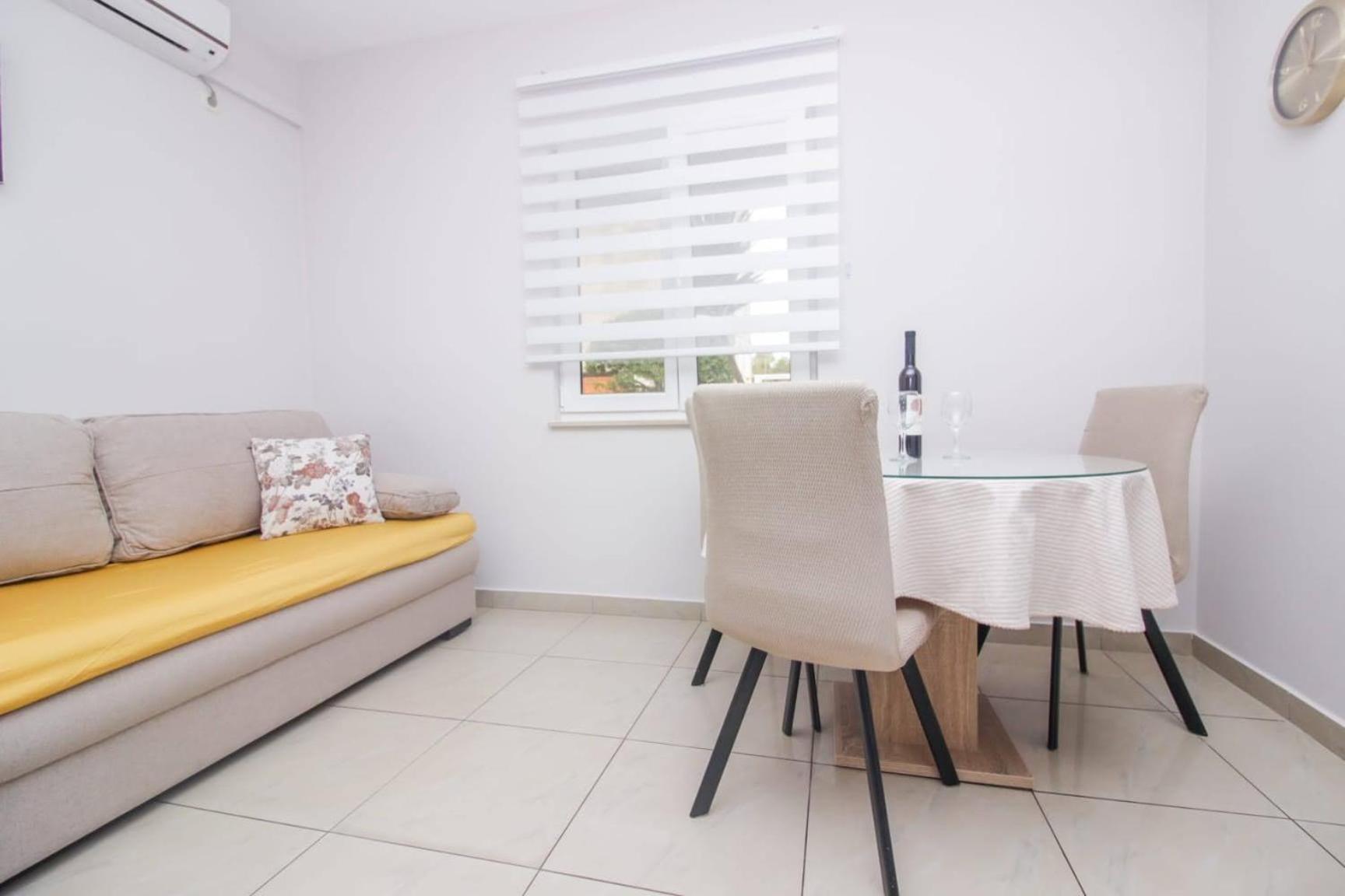 Pool House Luka Apartment Задар Екстериор снимка