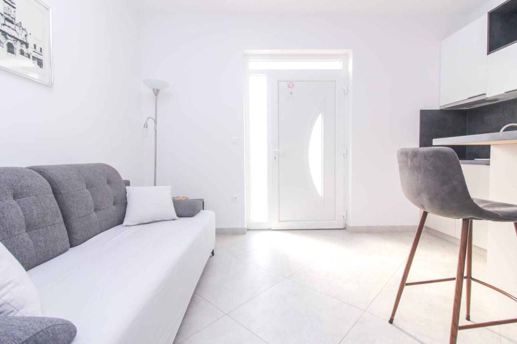 Pool House Luka Apartment Задар Екстериор снимка