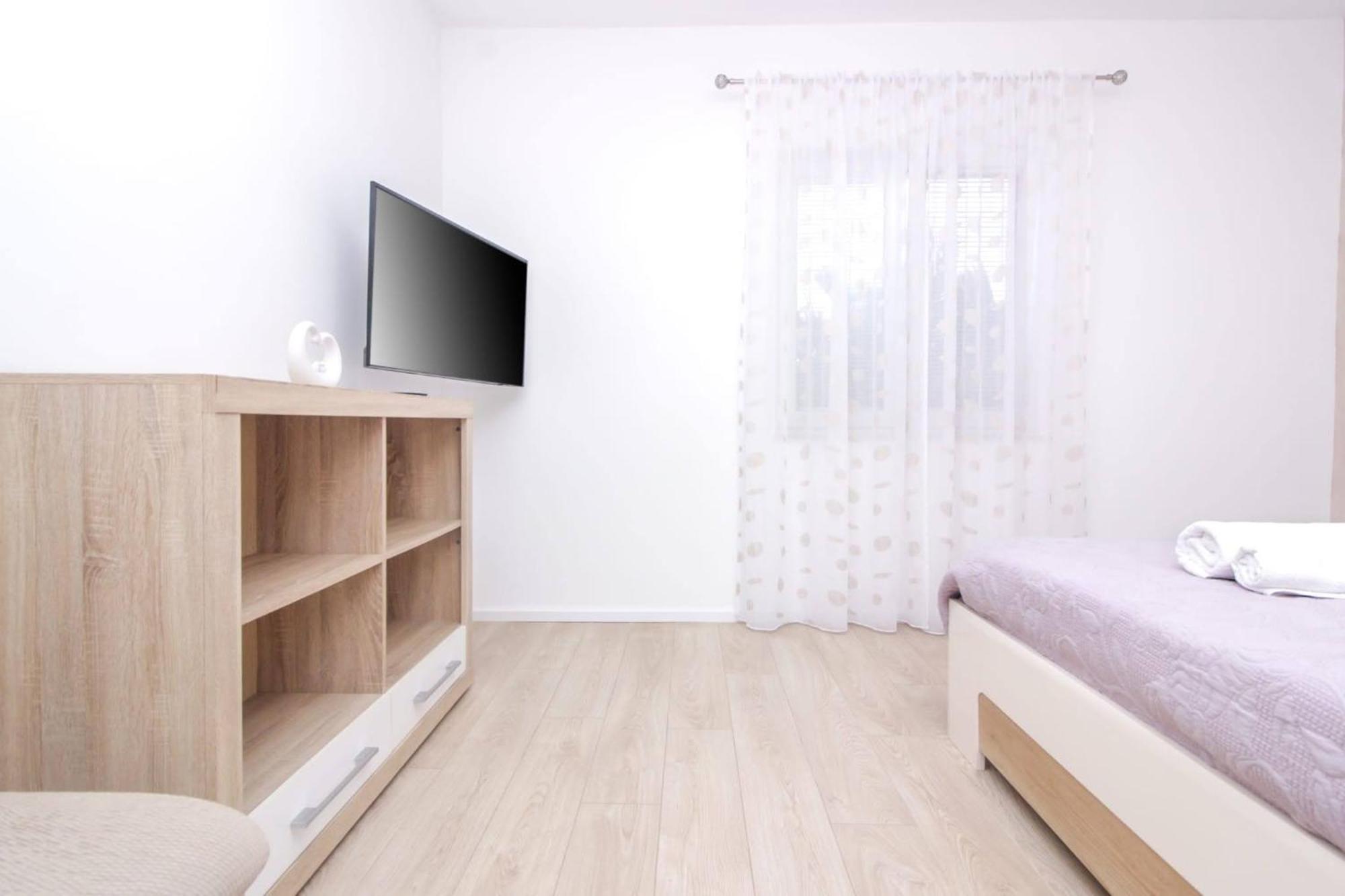 Pool House Luka Apartment Задар Екстериор снимка